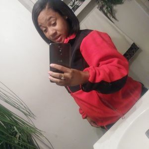 Meet your Posher, Jacqueline